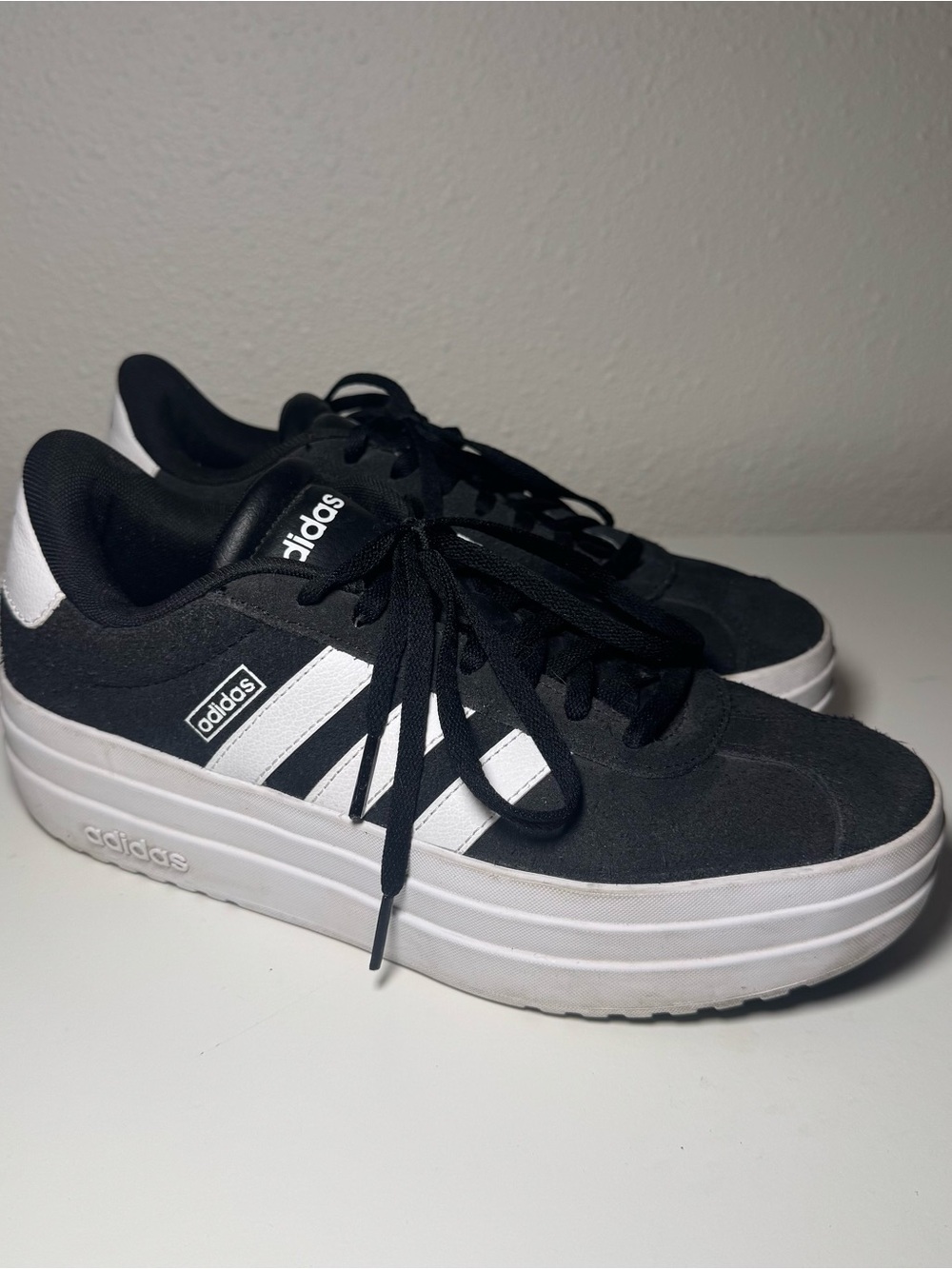 Adidas Women's 7.5 Black & White Platform Court Style Sneaker